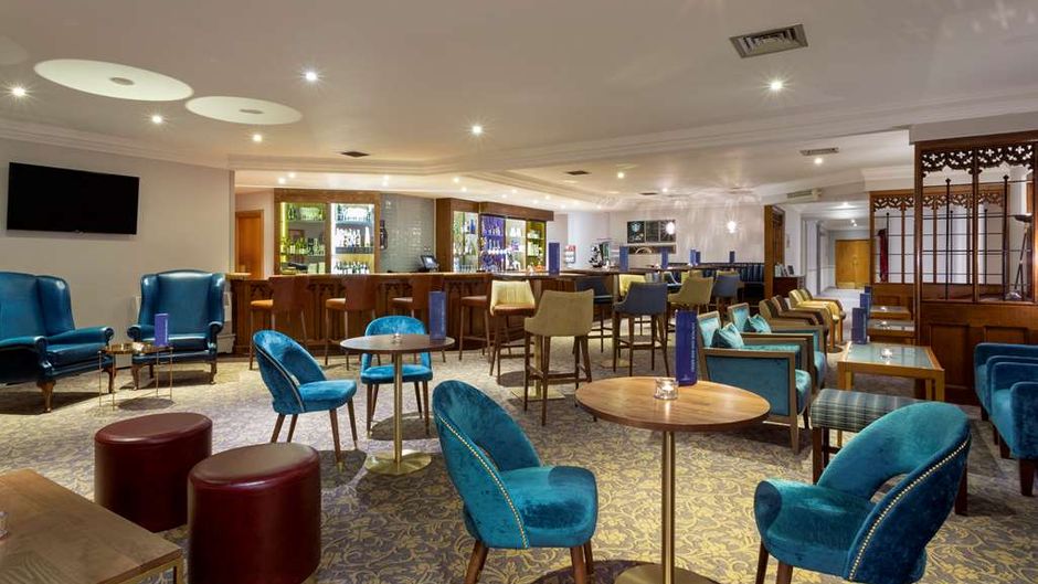 Bridgewood Manor Hotel Restaurant