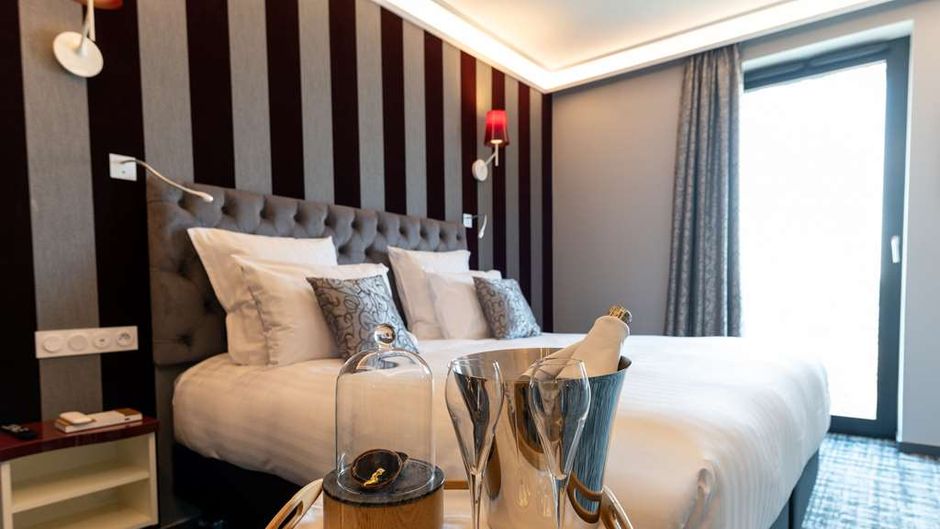 Hotel Dali Room