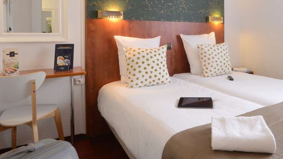 Hotel Arc-en-Ciel Room