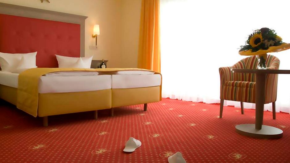 Hotel Wittelsbacher Hoeh Room