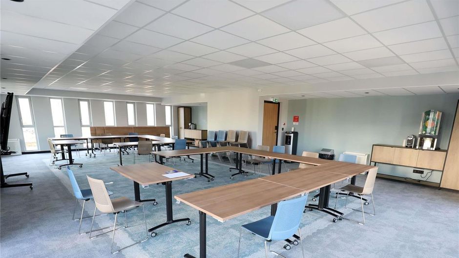 Ibis Bourgoin Jallieu Medipole Meeting