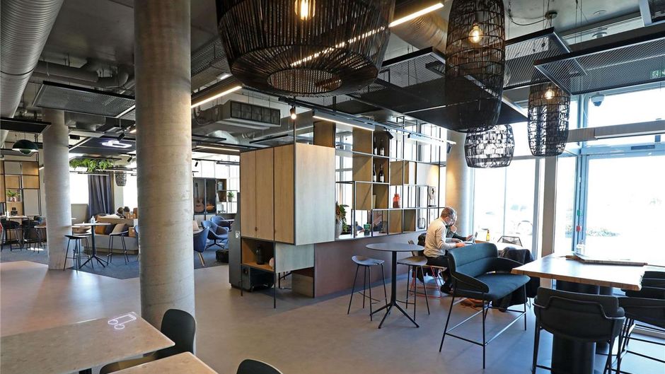 Ibis Bourgoin Jallieu Medipole Exterior