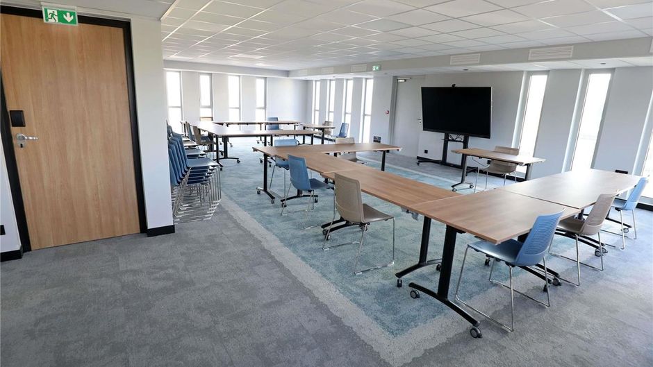 Ibis Bourgoin Jallieu Medipole Meeting