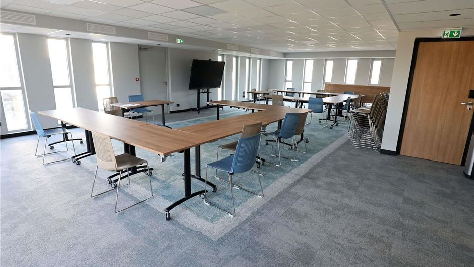 Ibis Bourgoin Jallieu Medipole Meeting