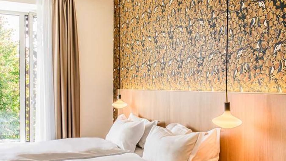 Afterwork Hotel Room