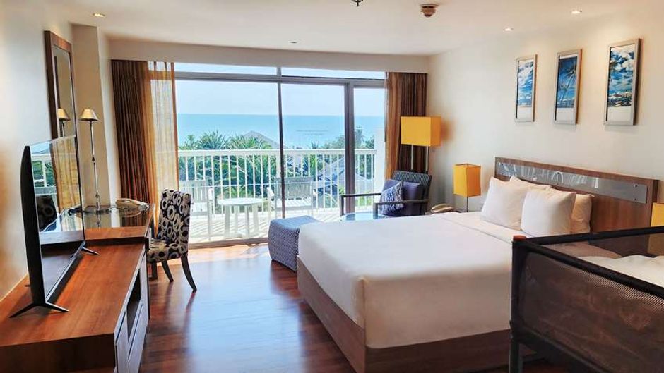 Radisson Resort & Spa Hua Hin Suite