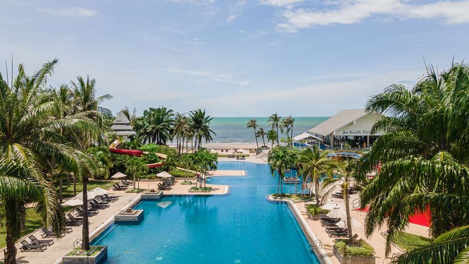 Radisson Resort & Spa Hua Hin Pool