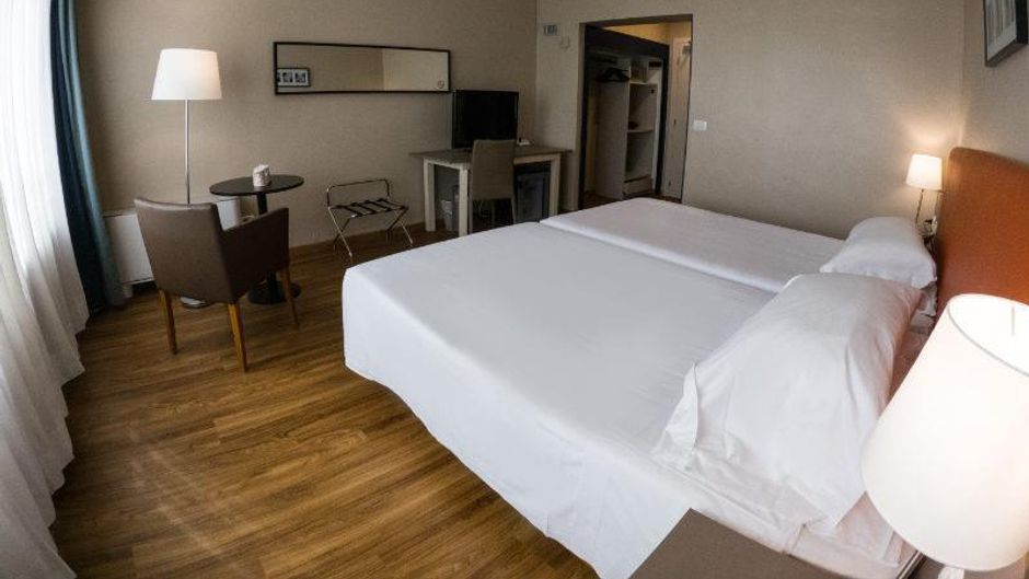 Hotel Blaise & Francis Room
