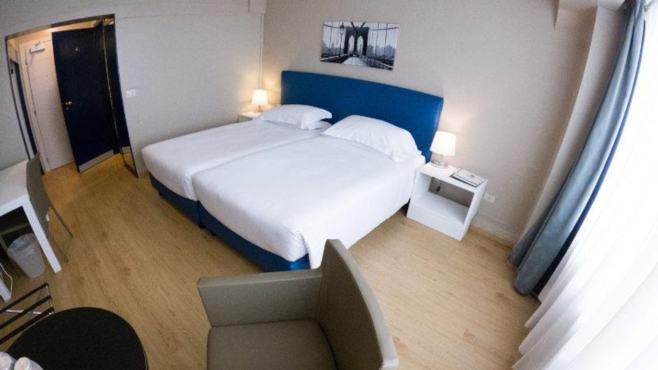 Hotel Blaise & Francis Room