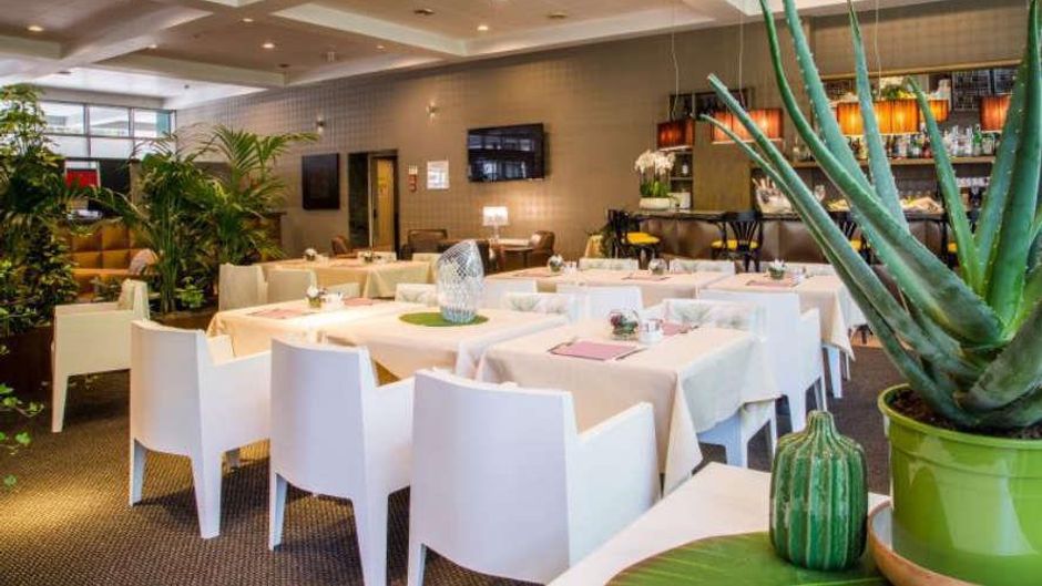 Hotel Blaise & Francis Restaurant