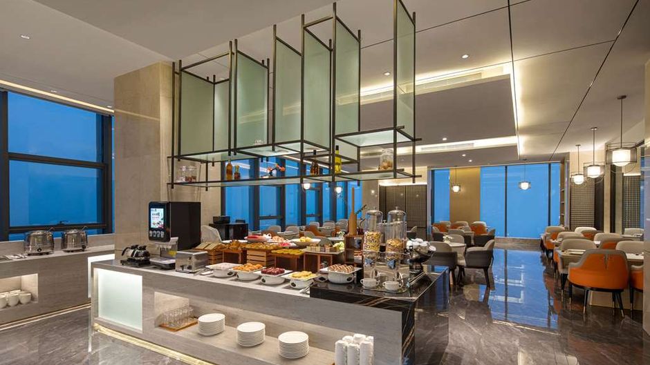 Ramada Encore by Wyndham Dongguan Houjie Restaurant