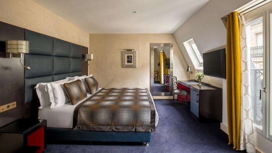 Chalgrin Boutique Hotel Room