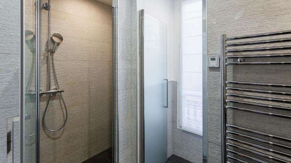 Chalgrin Boutique Hotel Room