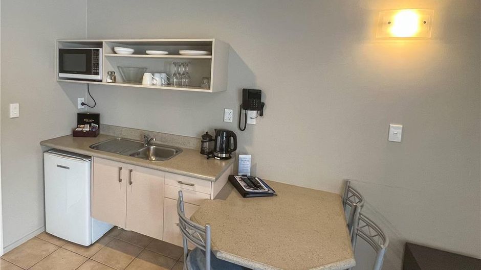 Quality Inn Acapulco Taupo Room