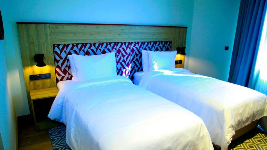 Ramada Encore by Wyndham Zomin Room