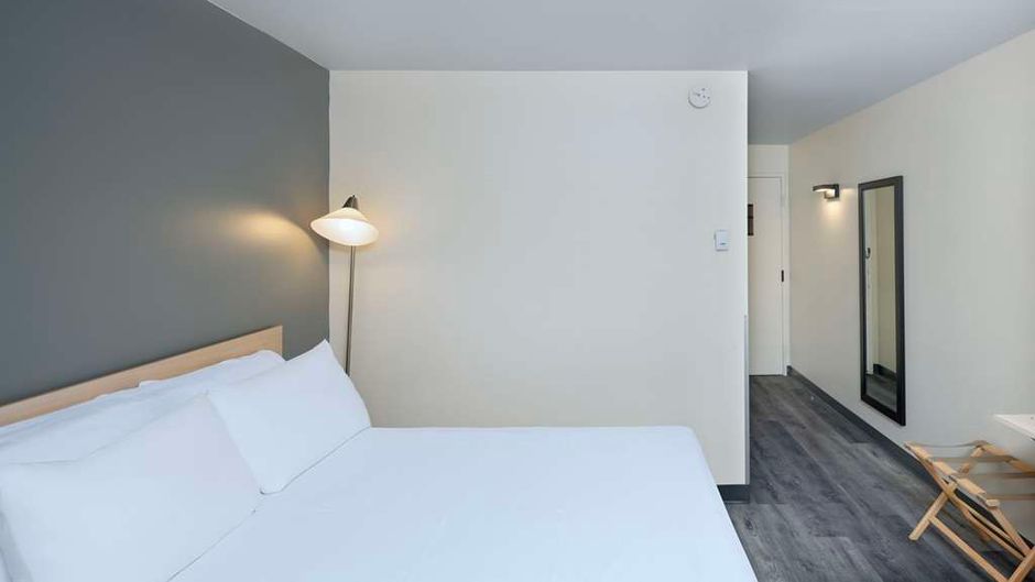 Econo Lodge Deschambault Suite