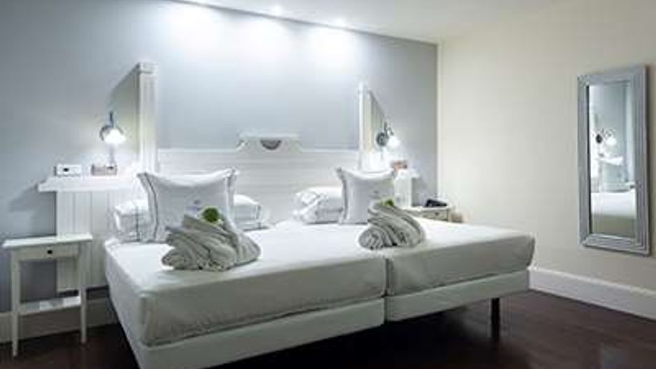 Balneario De La Hermida Room