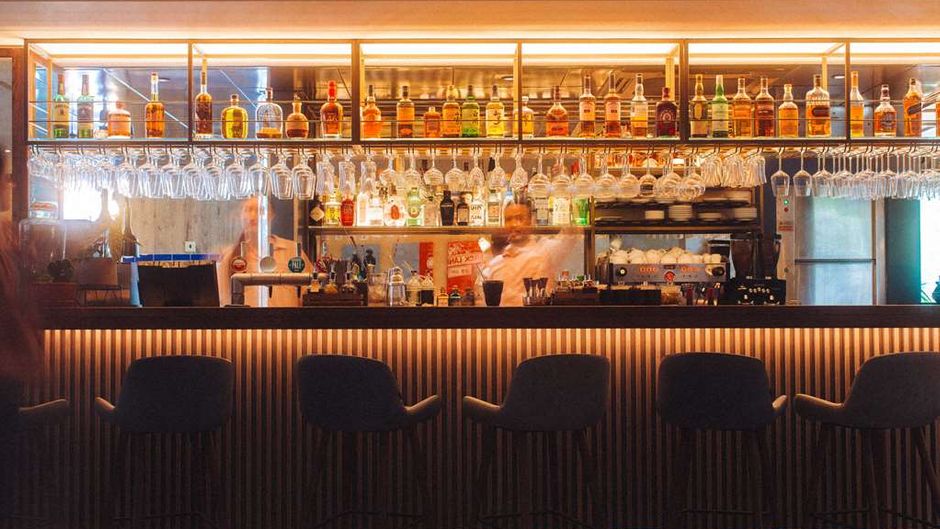 The Corner London City Restaurant