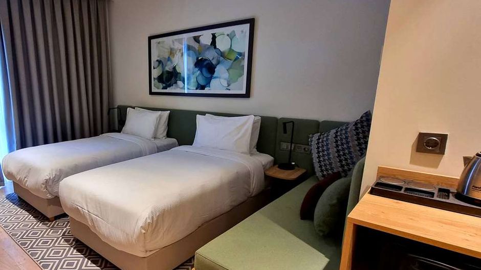 Wyndham Garden Zomin Room