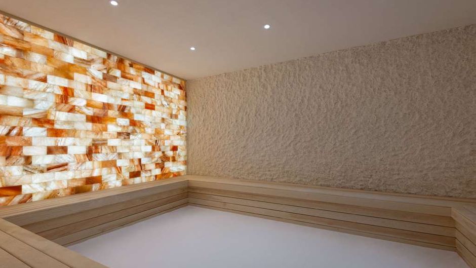 Wyndham Garden Zomin Spa