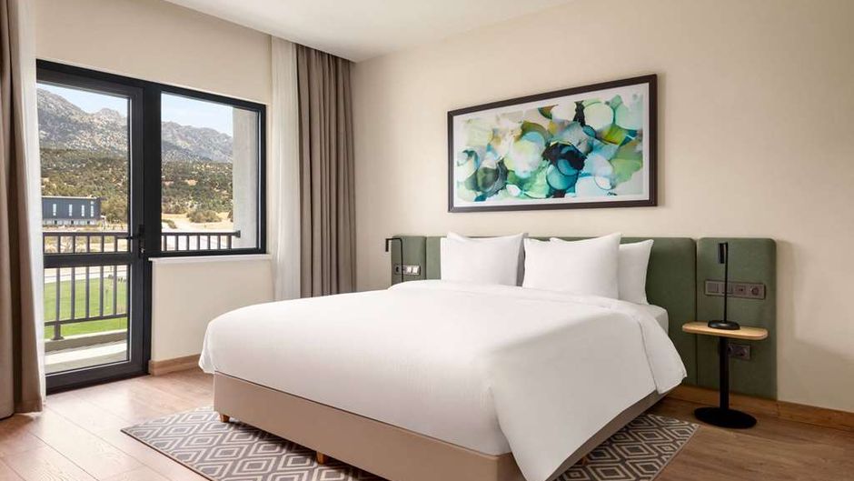 Wyndham Garden Zomin Suite