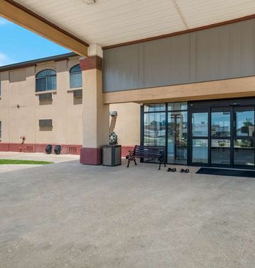 Quality Inn & Suites Oklahoma City North