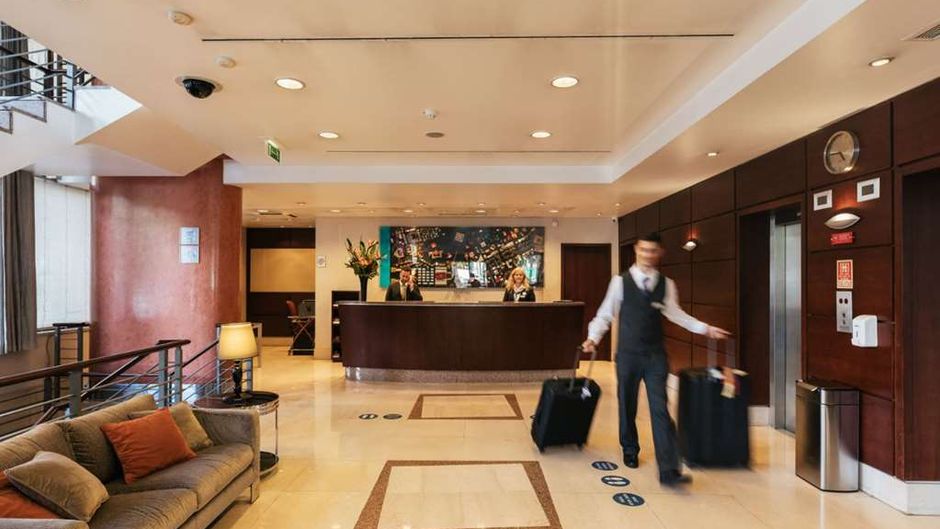 Marques de Pombal Hotel Lobby