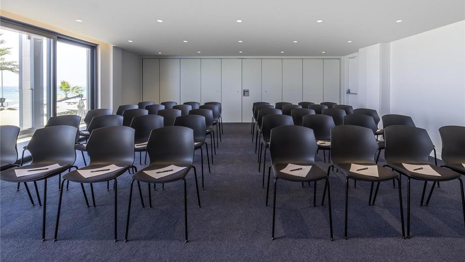 Mercure Larnaca Beach Resort Meeting