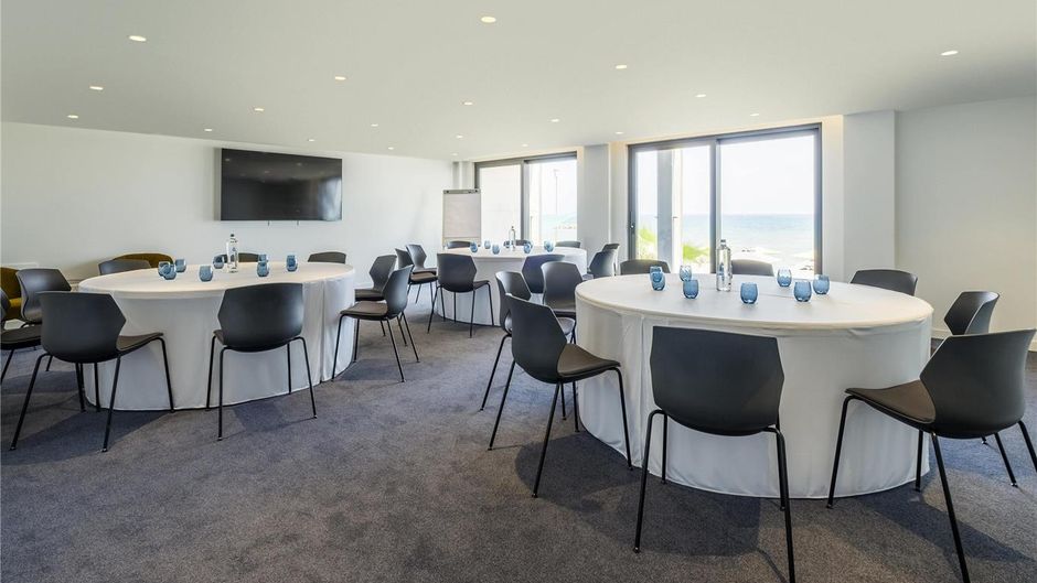 Mercure Larnaca Beach Resort Meeting