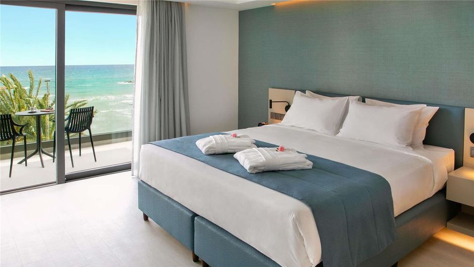 Mercure Larnaca Beach Resort Room