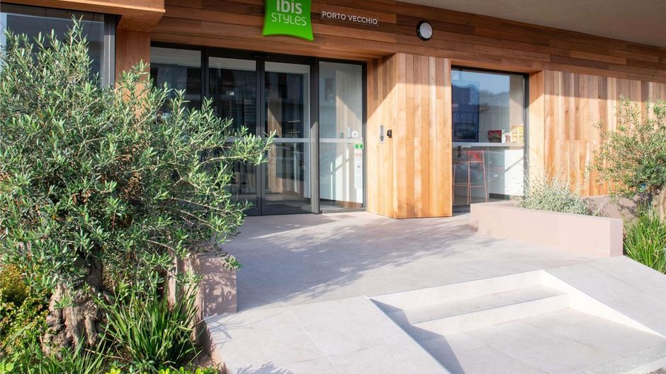 Ibis Styles Porto-Vecchio Exterior