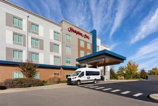 Hampton Inn Airport Century Place
