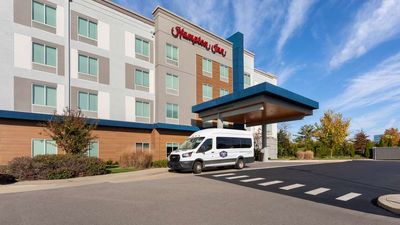 Hampton Inn Airport Century Place