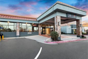 Clarion Inn