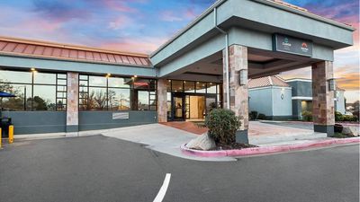 Clarion Inn