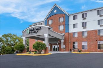 MainStay Suites