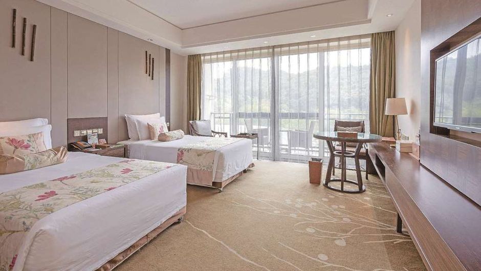 Howard Johnson Dongqian Lake Plaza Room