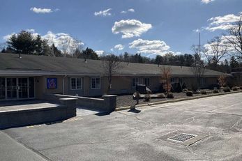 Motel 6 Putnam
