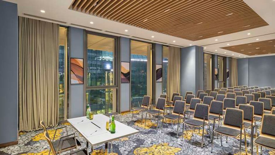 Hilton Garden Inn Tbilisi Riverview Meeting