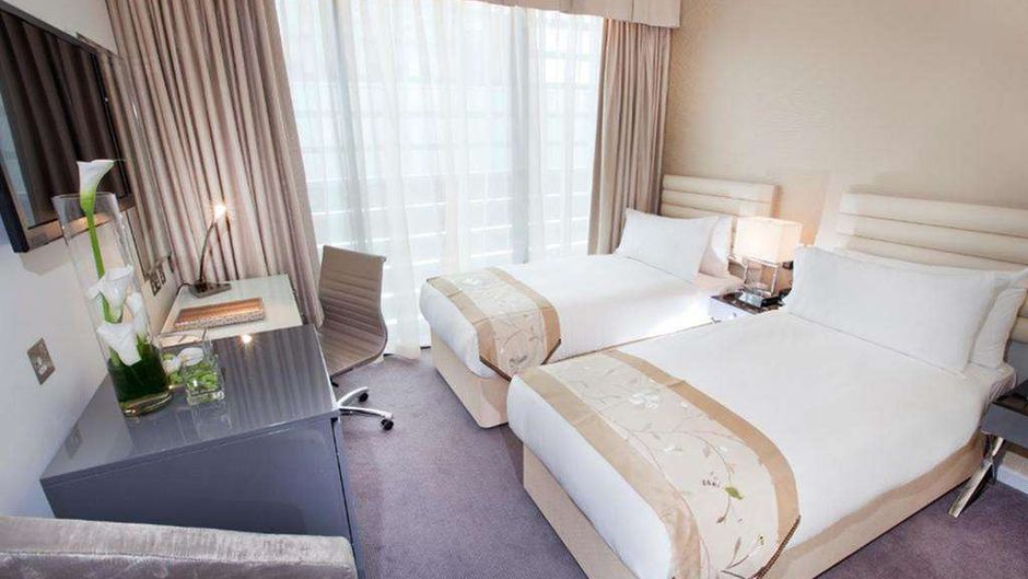 Dorsett Shepherds Bush, London Room