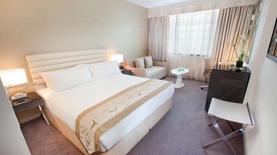Dorsett Shepherds Bush, London Room
