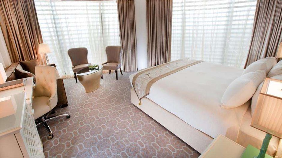 Dorsett Shepherds Bush, London Suite