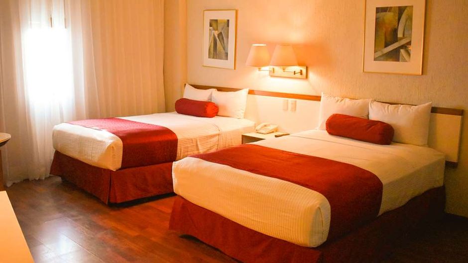 Hotel San Marcos Room