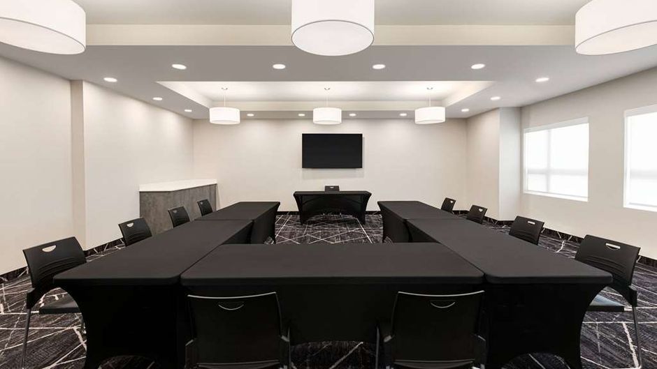 Microtel Inn & Suites by Wyndham Meeting
