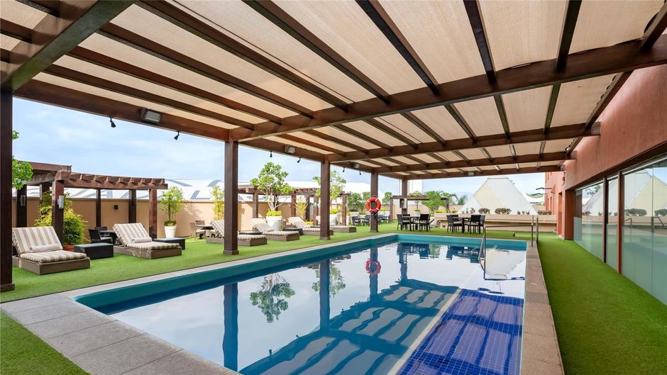 Barcelo Guadalajara Pool