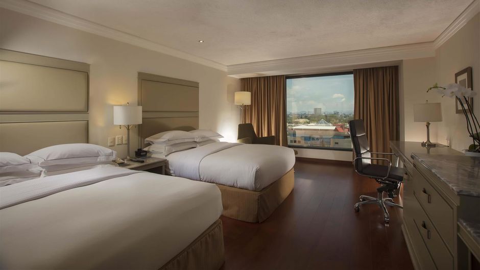 Barcelo Guadalajara Room