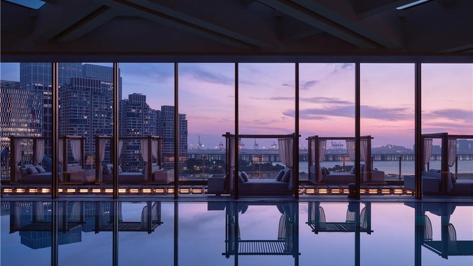 Conrad Shenzhen Pool