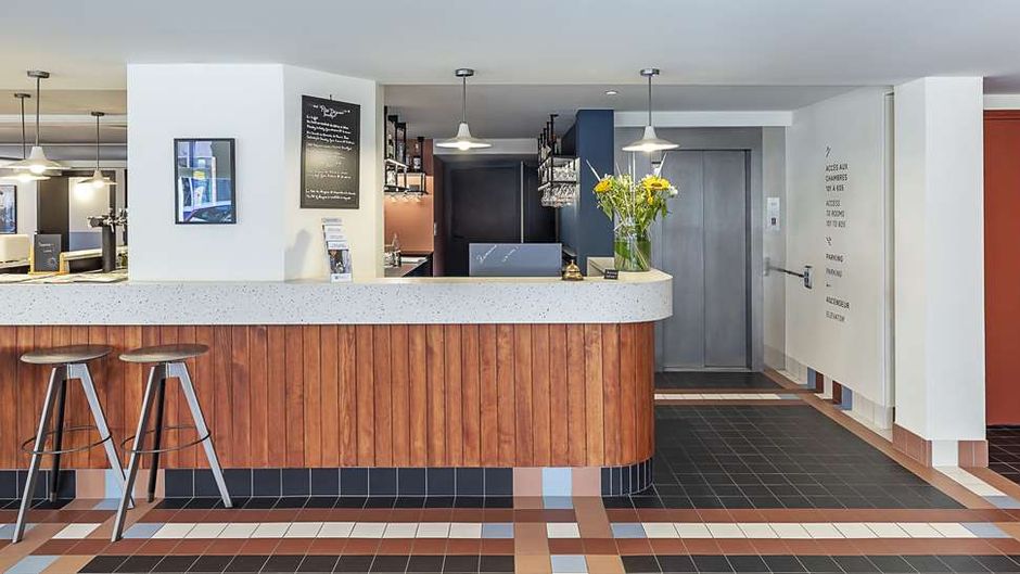 Best Western Plus Hotel Cargo Lobby