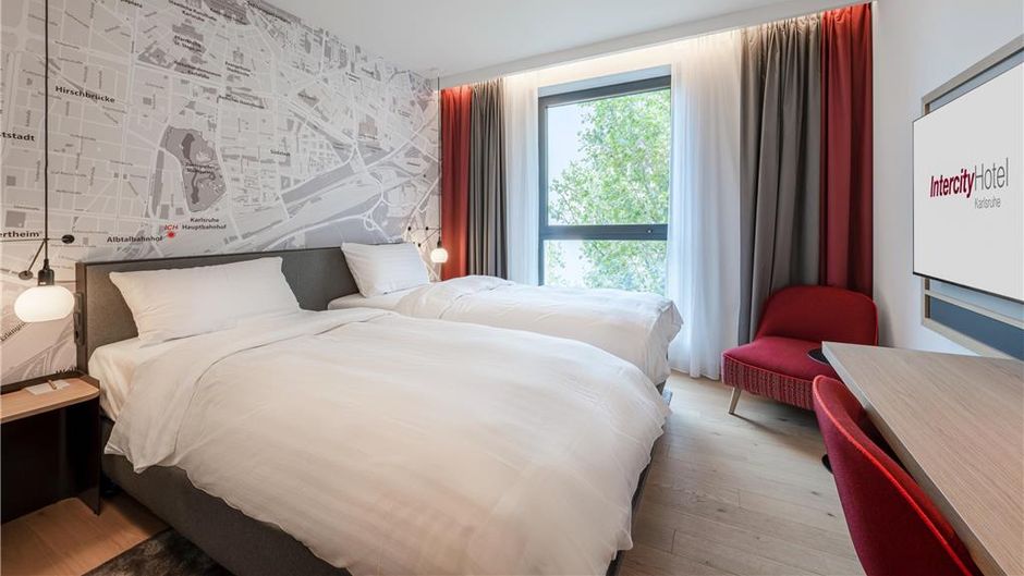 IntercityHotel Karlsruhe Room