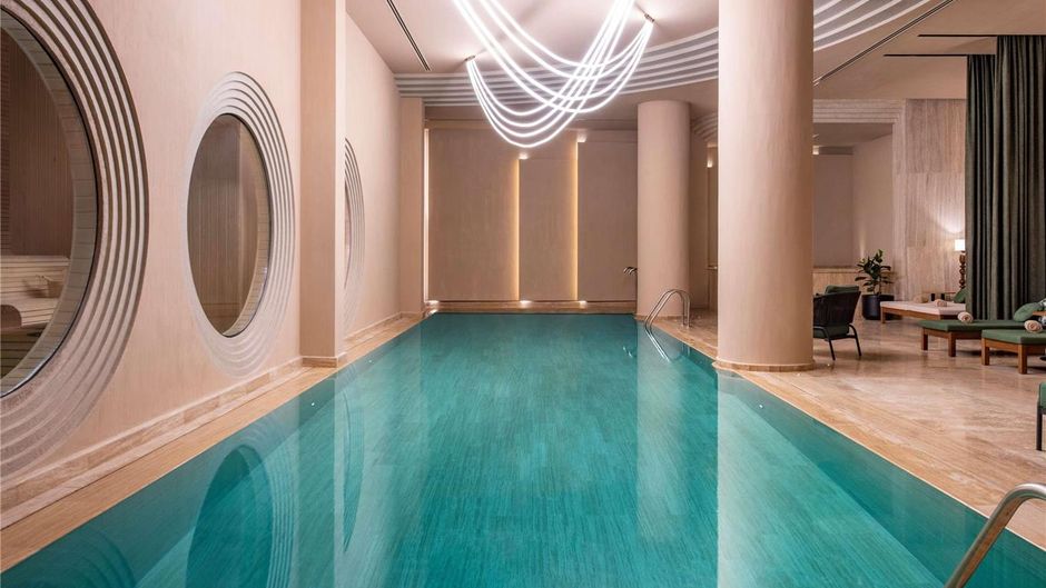 Swissotel Tbilisi Pool